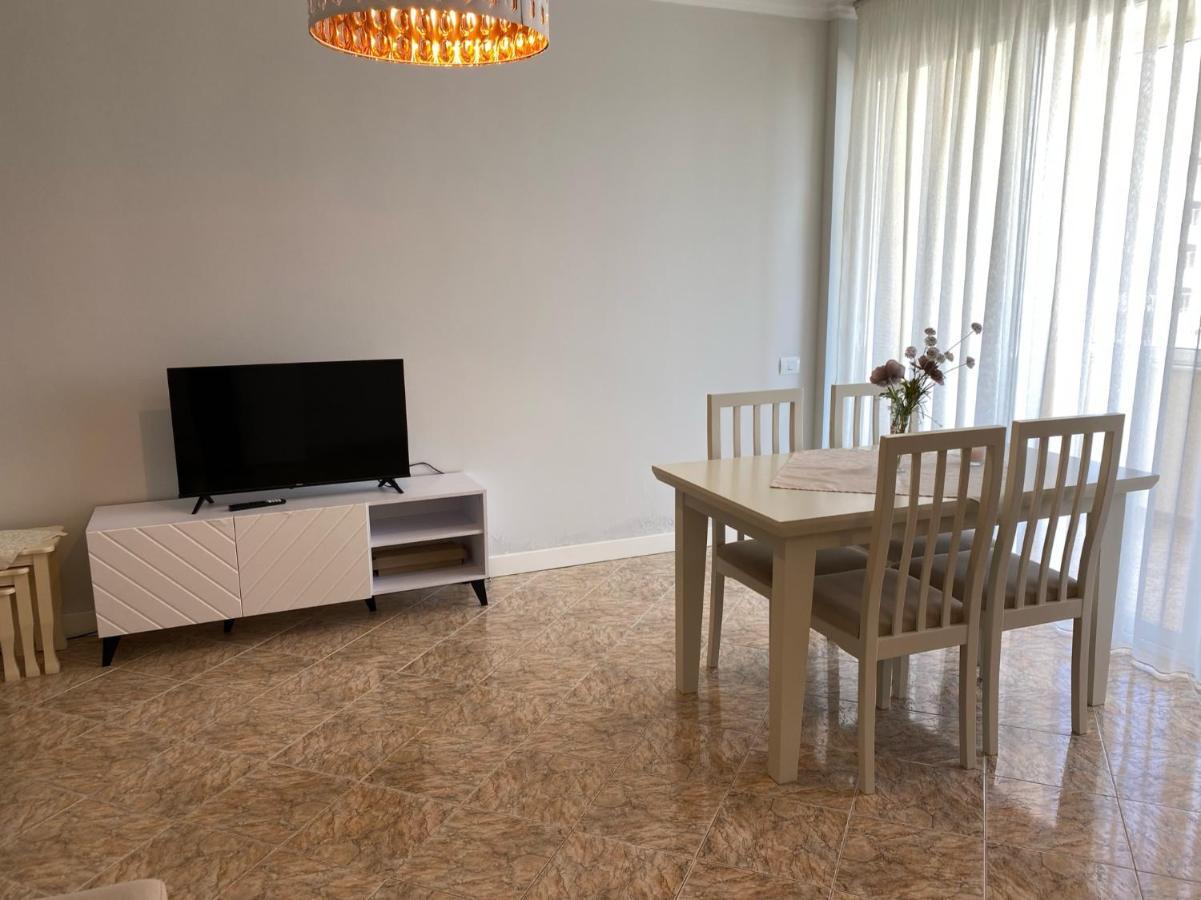 Adelina's Deluxe Apartment *